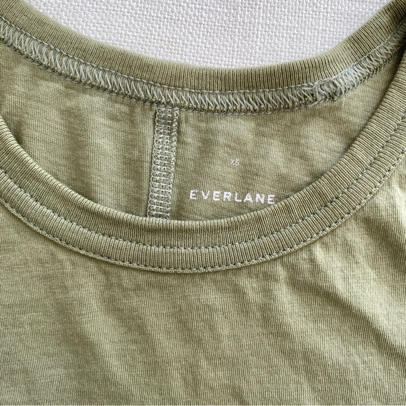 EVERLANE 100% Organic Cotton Cutaway Tank olive green (the essential tank) XS - Picture 3 of 7